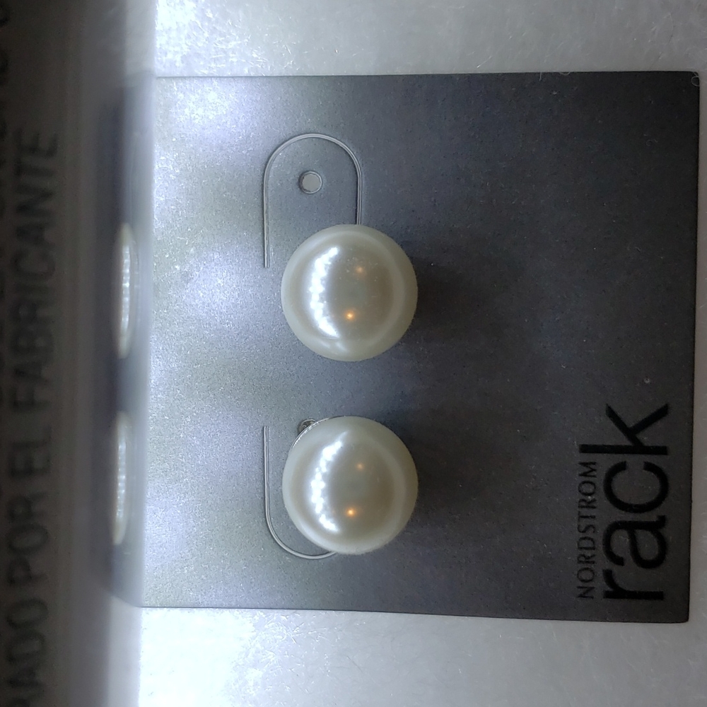 Pearl earrings